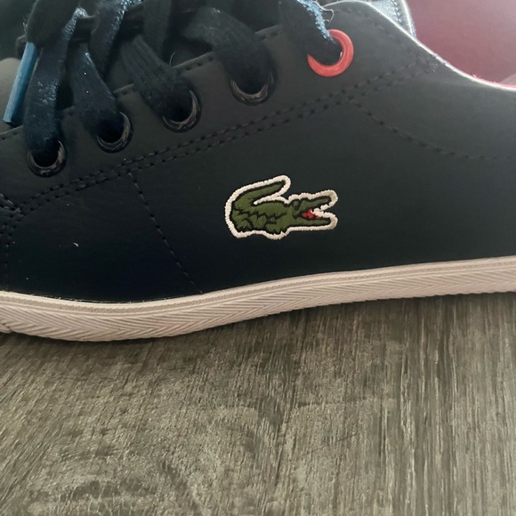 Lacoste shoes - Picture 8 of 10